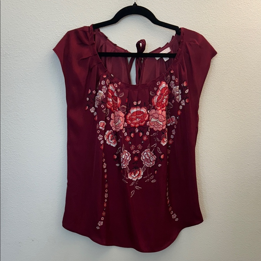 LC Lauren Conrad Floral Burgundy Top